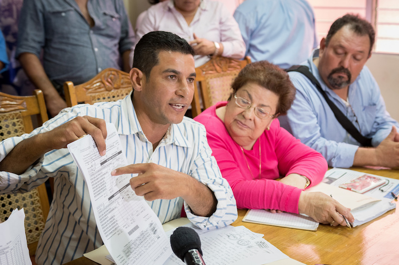 Melvin Báez, excandidato a alcalde por el PLC en San Pedro de Lóvago denunció con pruebas el fraude. Foto: Confidencial