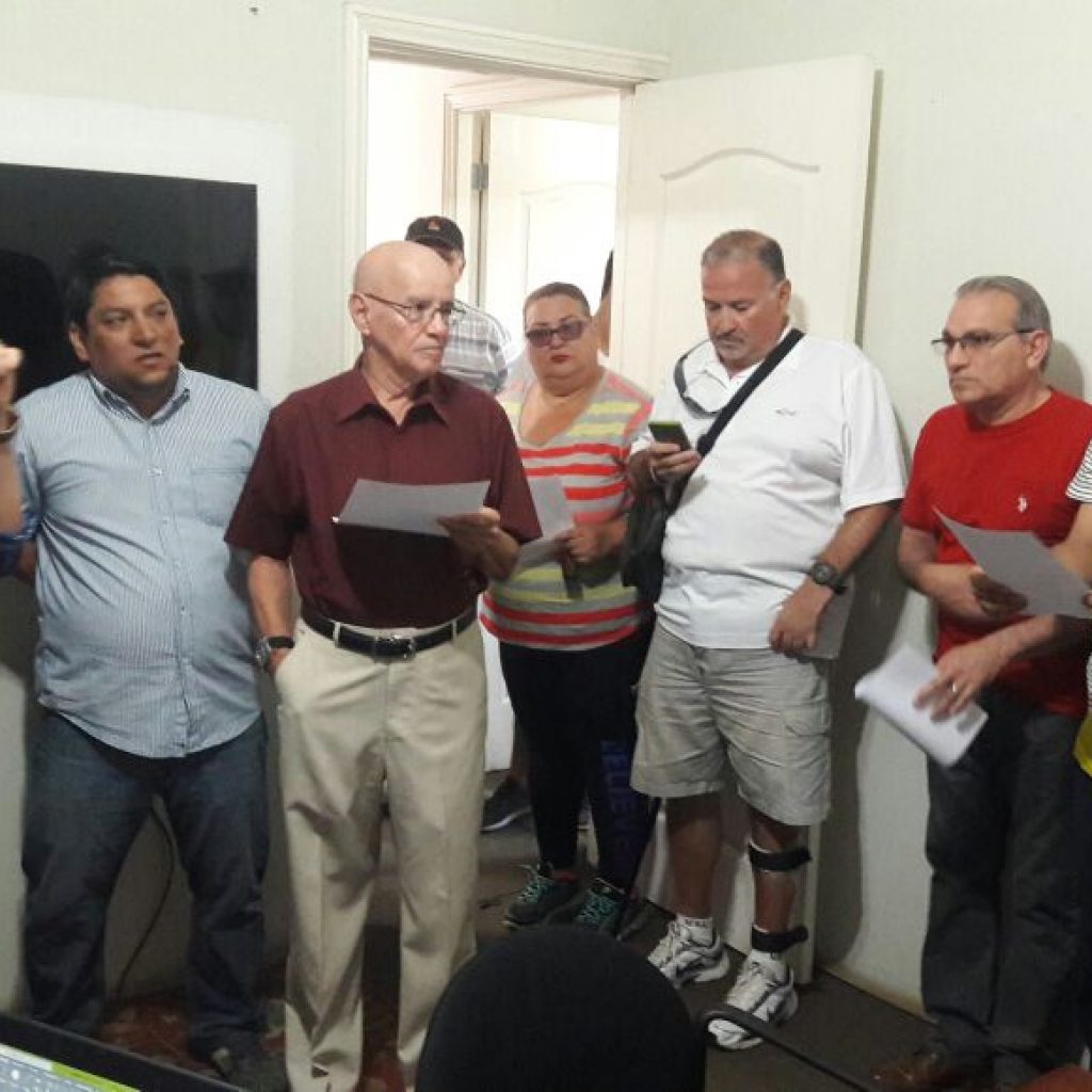 Habitantes de residenciales en carretera a Masaya se quejan por mal servicio de urbanizadoras