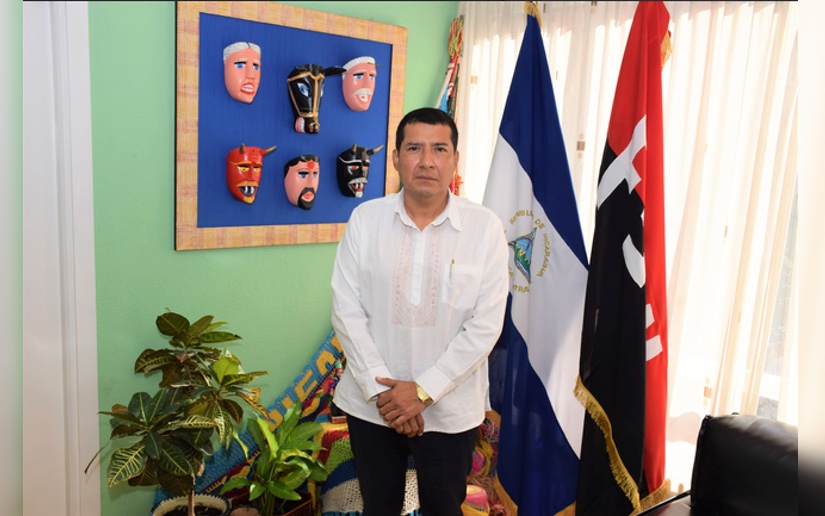 Embajador de Nicaragua en España Carlos Antonio Midence no recibió a los nicas en Madrid. Foto: 19 Digital