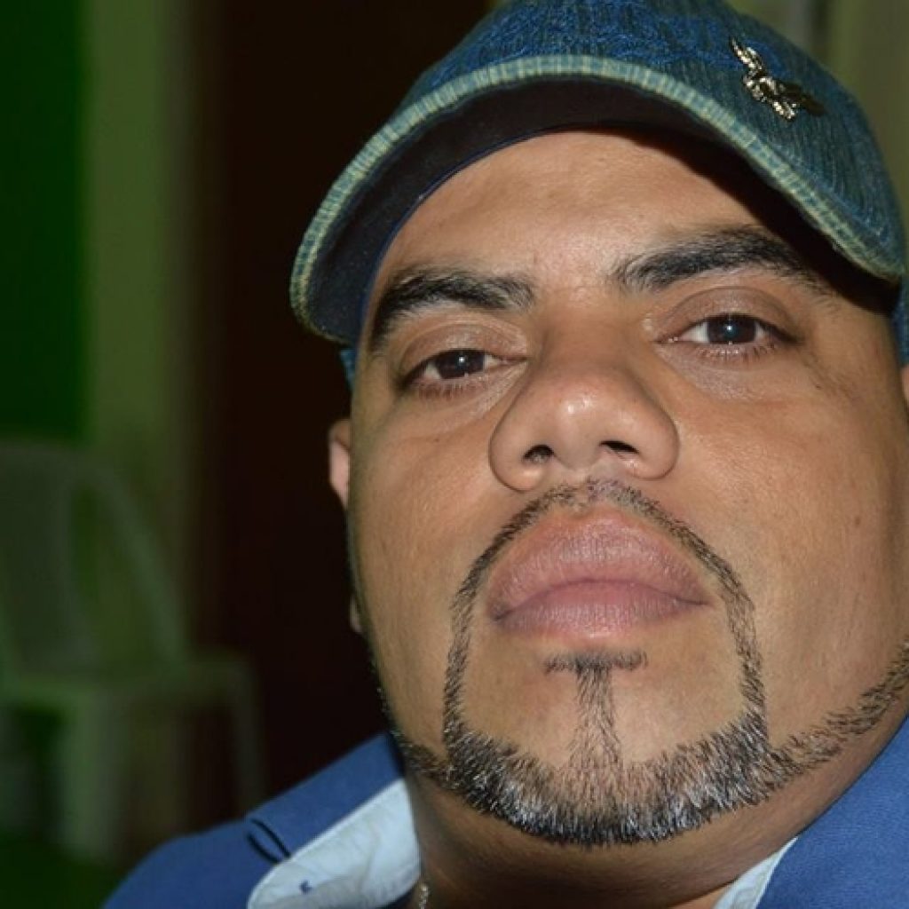 Dos jóvenes señalados por asesinato de periodista Ángel Gahona