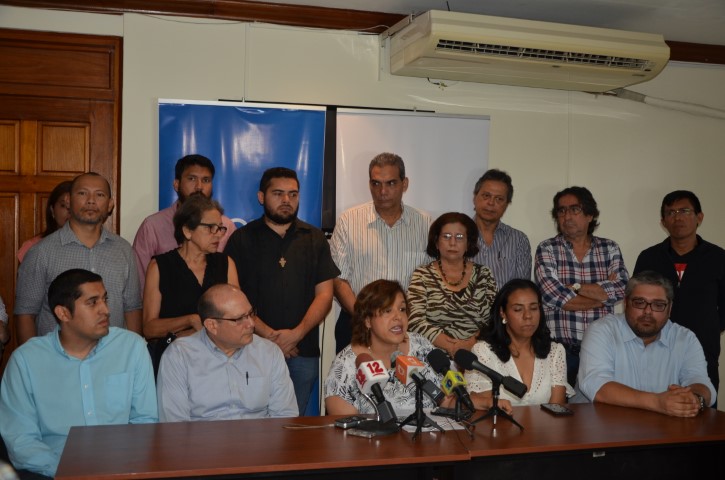 Junta directiva e investigadores del IEEPP rechazan acusaciones de la Policía en contra de su director. Foto: R. Vallecio