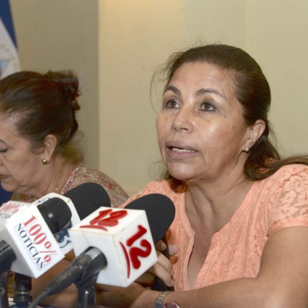 Misma patraña montada contra Félix Maradiaga para difamar a la defensora Haydee Castillo