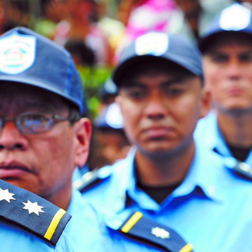 Amenazas de muerte a expolicías para que se reintegren a la institución