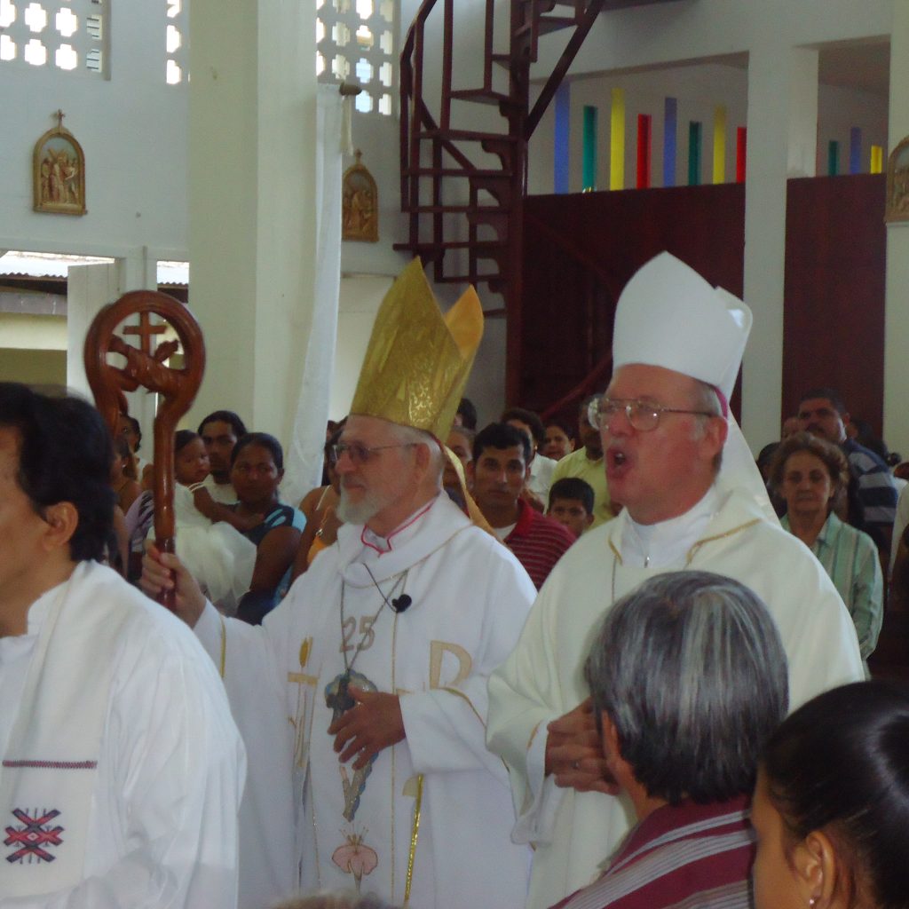 Sacerdote, amenazado de muerte por paramilitares y funcionarios orteguistas, tuvo que salir del Caribe Sur