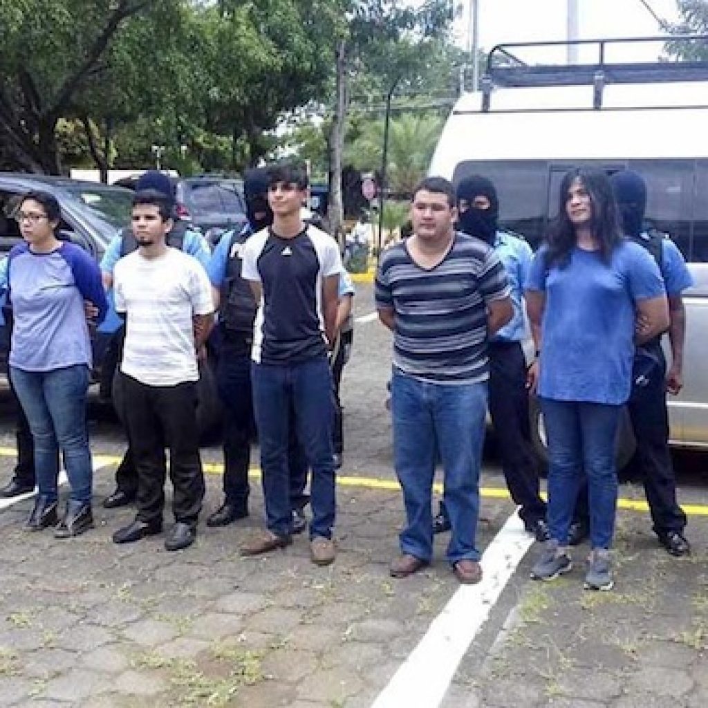 Fiscalía orteguista acusa a estudiantes universitarios de León por incendio y asesinato. Foto/19digital