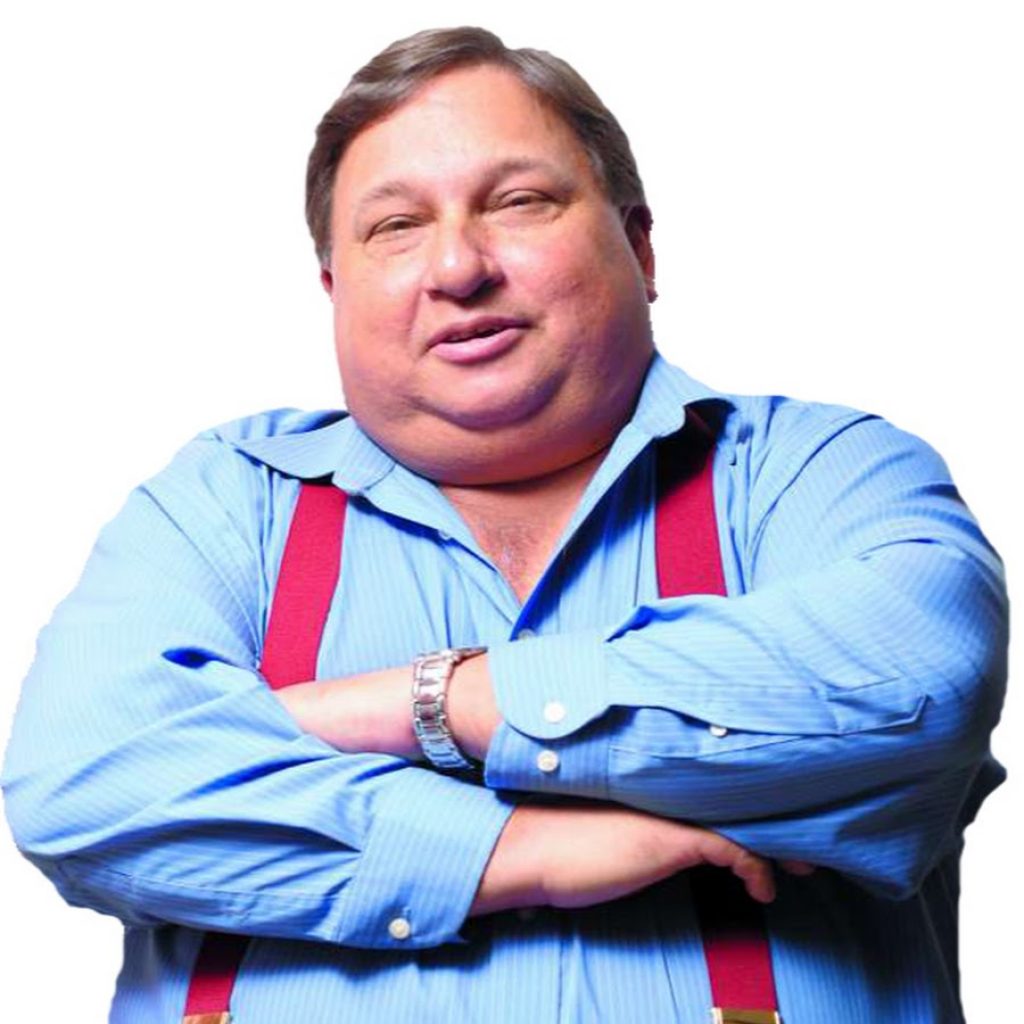 Jaime Arellano abandona el país por las amenazas y problemas de salud