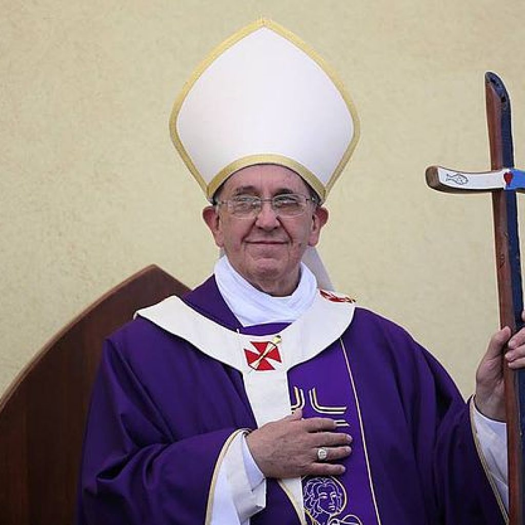Vaticano pide a obispos acercarse a víctimas de la pederastia clerical antes de cumbre antiabusos