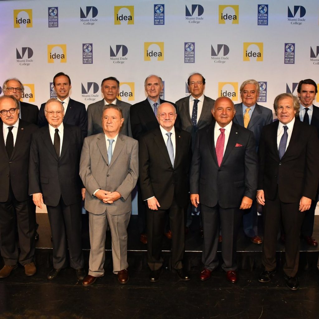 Más de 20 expresidentes declaran alerta regional por violación de derechos humanos en Nicaragua