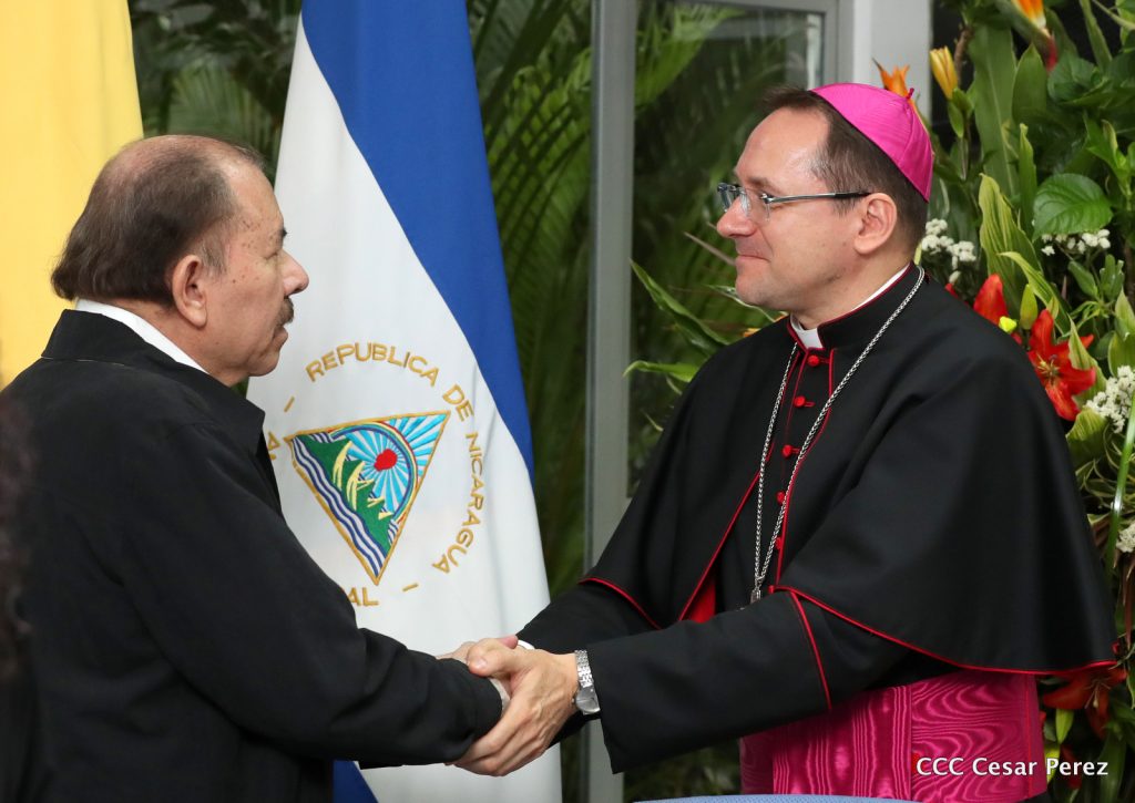 Gobierno informa de reunión con empresarios mediada por el cardenal Brenes y el Nuncio Apostólico