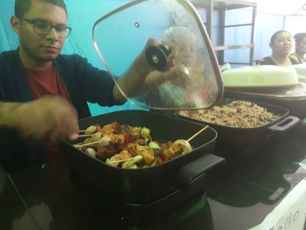 Nicaragüenses en el exilio realizan Feria Cultural en San José