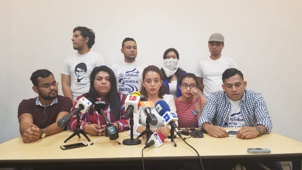 Respaldo total a universitarios que no participan en diálogo con rehenes