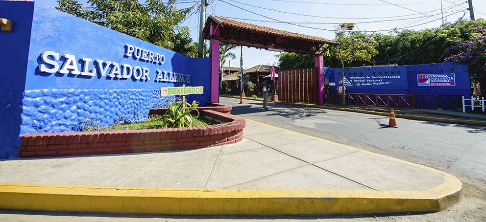 Dueños de locales en el puerto Salvador Allende denuncian abusos por parte del Estado.Foto/EPN