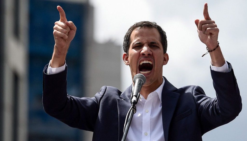 Asamblea Nacional de Venezuela se encamina a pedir intervención militar para sacudirse a la dictadura