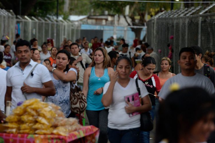 Funides proyecta entre "66 mil y 98 mil nuevos casos de desempleo en 2019" Foto: La Prensa