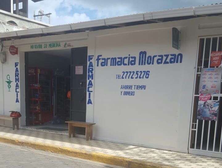 Cierran farmacia de familiares del activista Yasser Morazán. Foto: Cortesía