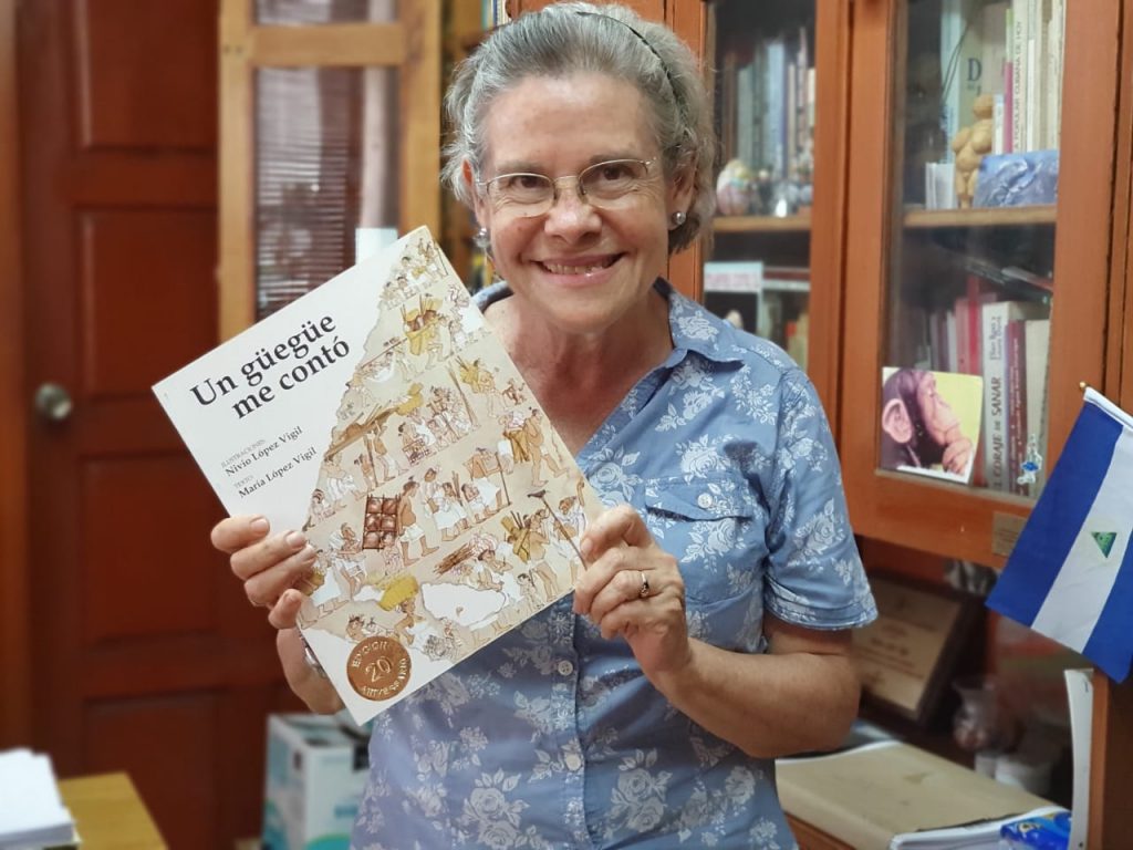 Periodista y escritora María López Vigil gana el Premio Cervantes Chico Iberoamericano
