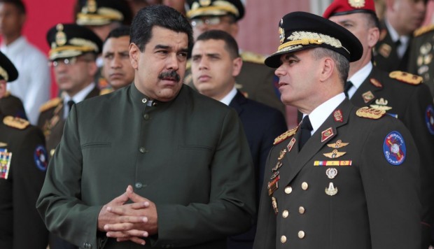Vladimir Padrino, jefe del ejército de Venezuela y sancionado por EE.UU llegó a Nicaragua a participar del evento del Ejército nacional. Foto: Tomada de internet