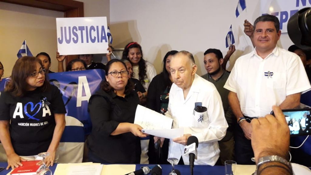 Movimientos sociales firman convenio para presionar por la búsqueda de justicia y verdad