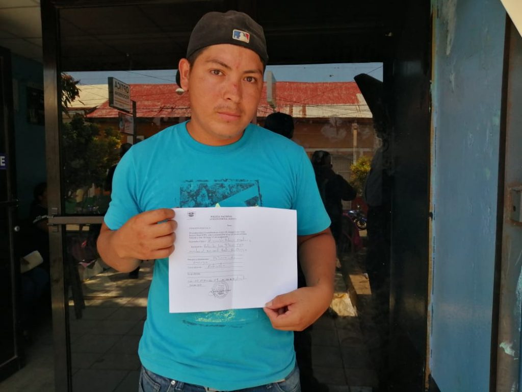 Policía orteguista intentó secuestrar a artesano de Masaya tras señalarlo de incumplir cita judicial