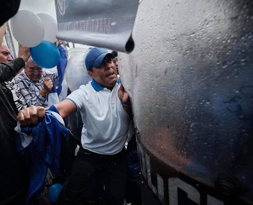 Organismo internacionales de derechos humanos condenaron la represión policial del régimen de Ortega. Foto: Carlos Herrera / Confidencial