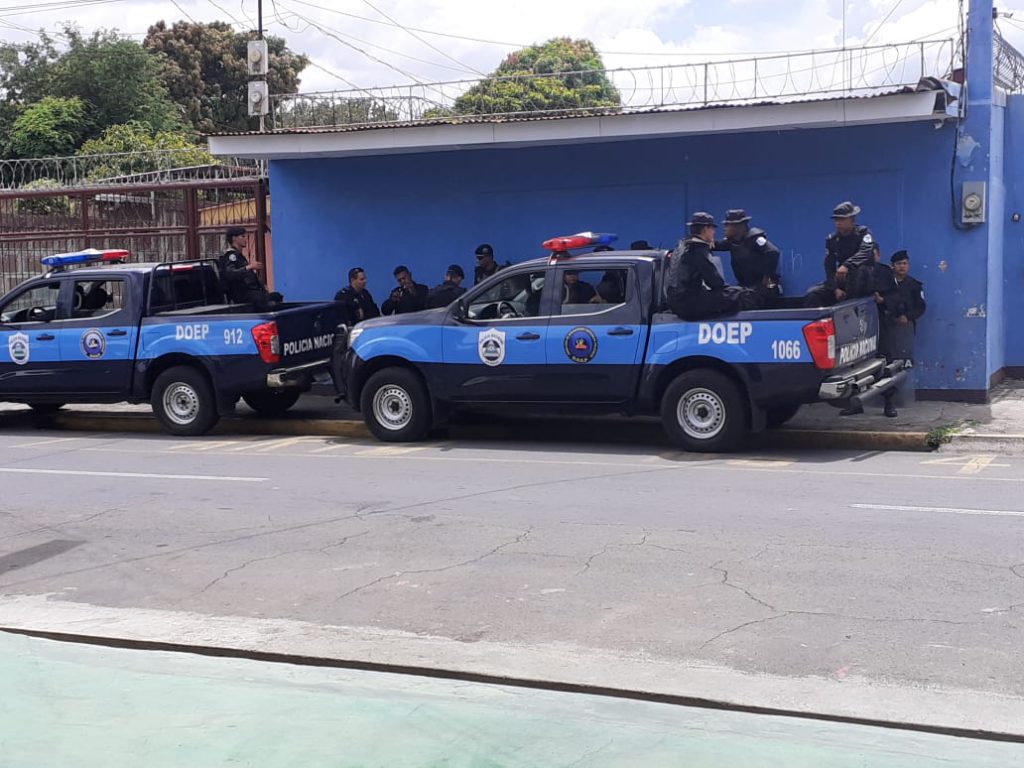 Policía orteguista asedió reunión del Movimiento Campesino en Managua