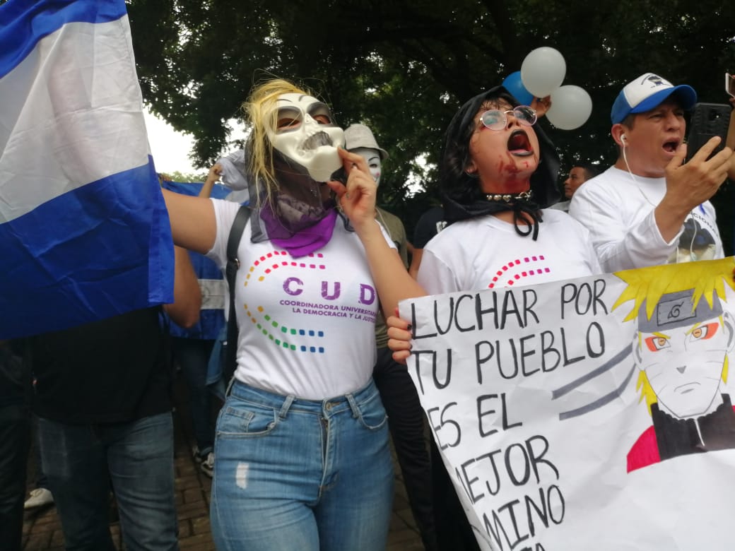 Universitarios protestan en la UCA con sátiras contra el régimen y hacia "Nicaragua Desgreña". Foto: Geovanny Shiffman/Artículo 66