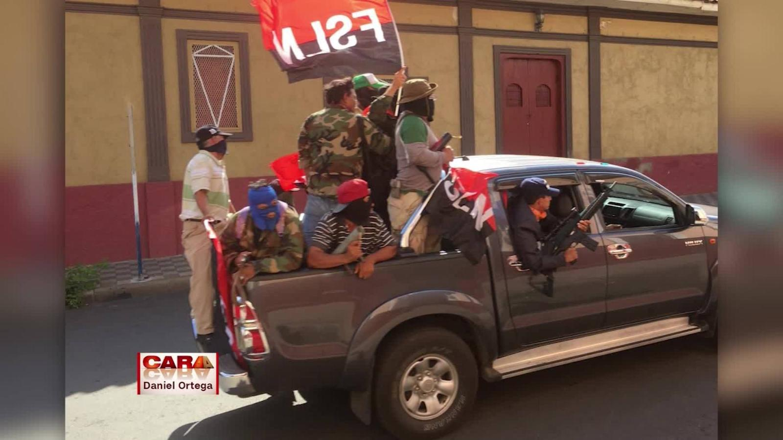 Paramilitares al servicio del régimen, durante las protestas en Nicaragua. Foto: Cortesía