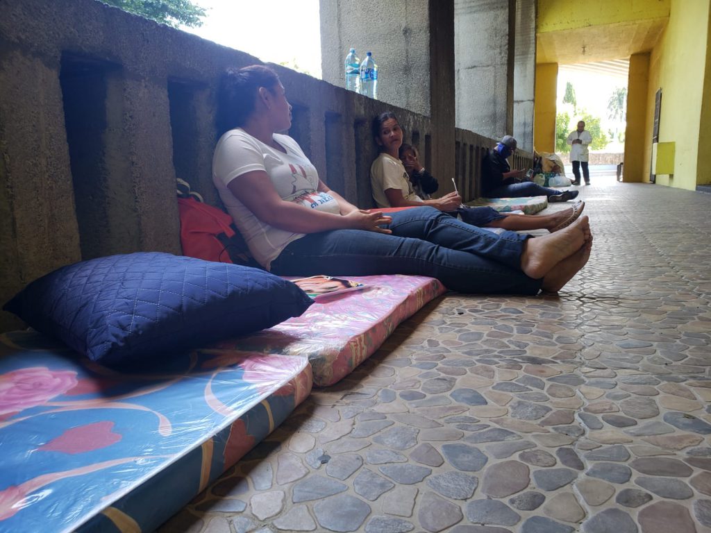 Ocho madres de presos políticos se suman a huelga de hambre desde la Catedral de Managua. Foto: G. Shiffman / Artículo 66
