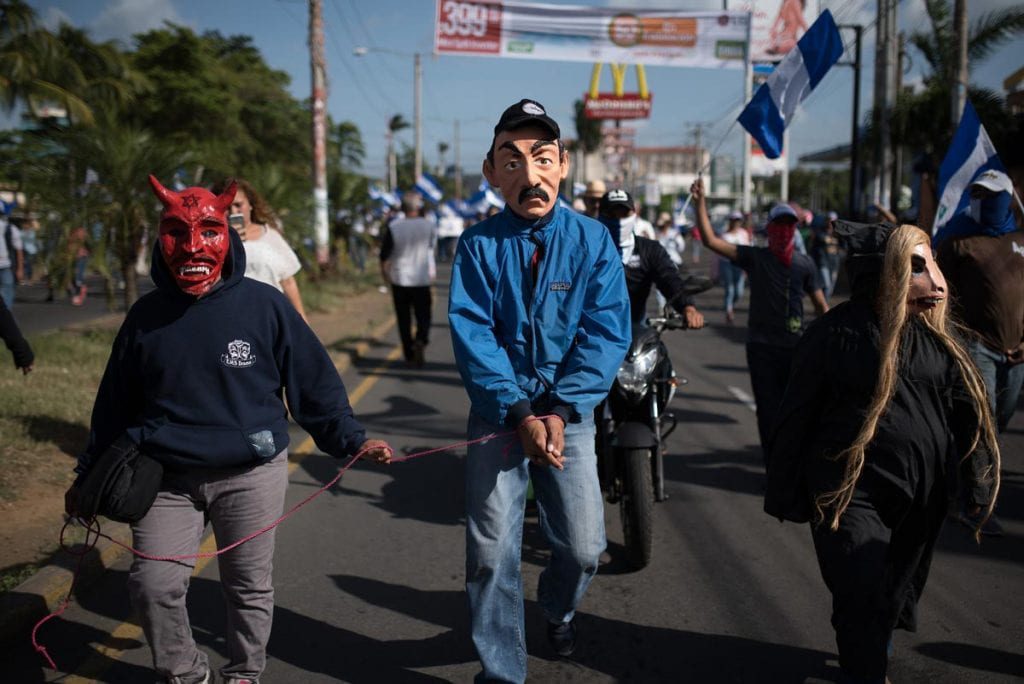 Batalla política, crisis del modelo y malestar social