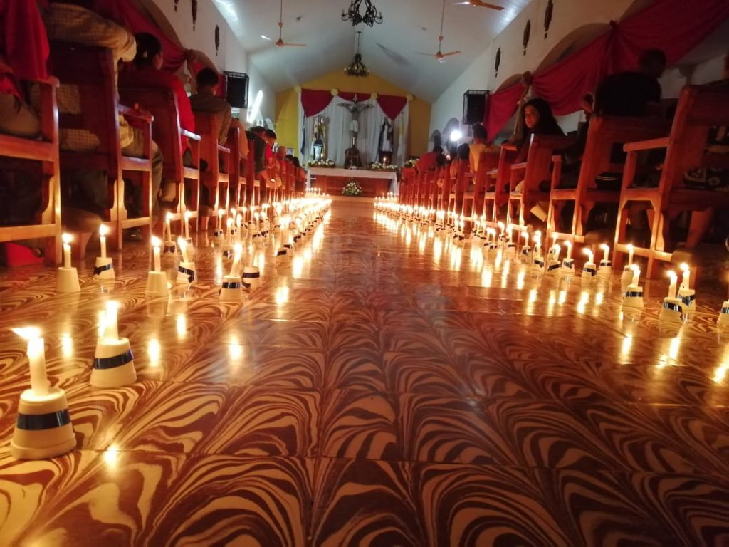 Iglesia San Miguel iniciará colecta para comprar paneles solares para alumbrarse
