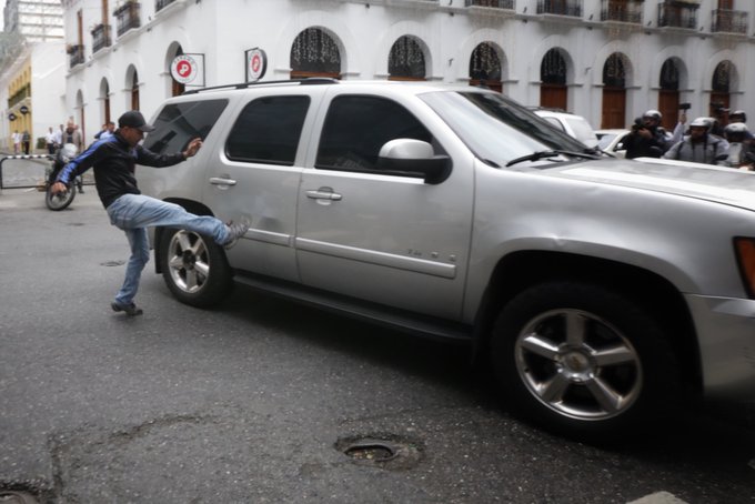 Luis Almagro condena ataque de paramilitares chavistas a diputados opositores. Foto: Cortesía