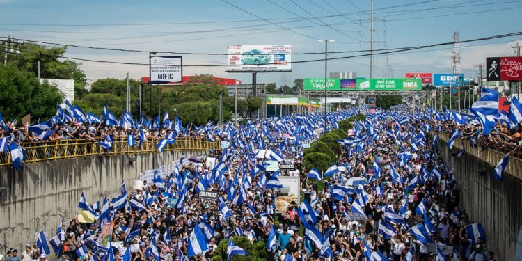 Exiliados en Costa Rica llaman a marcha contra Ortega, para el 30 de mayo