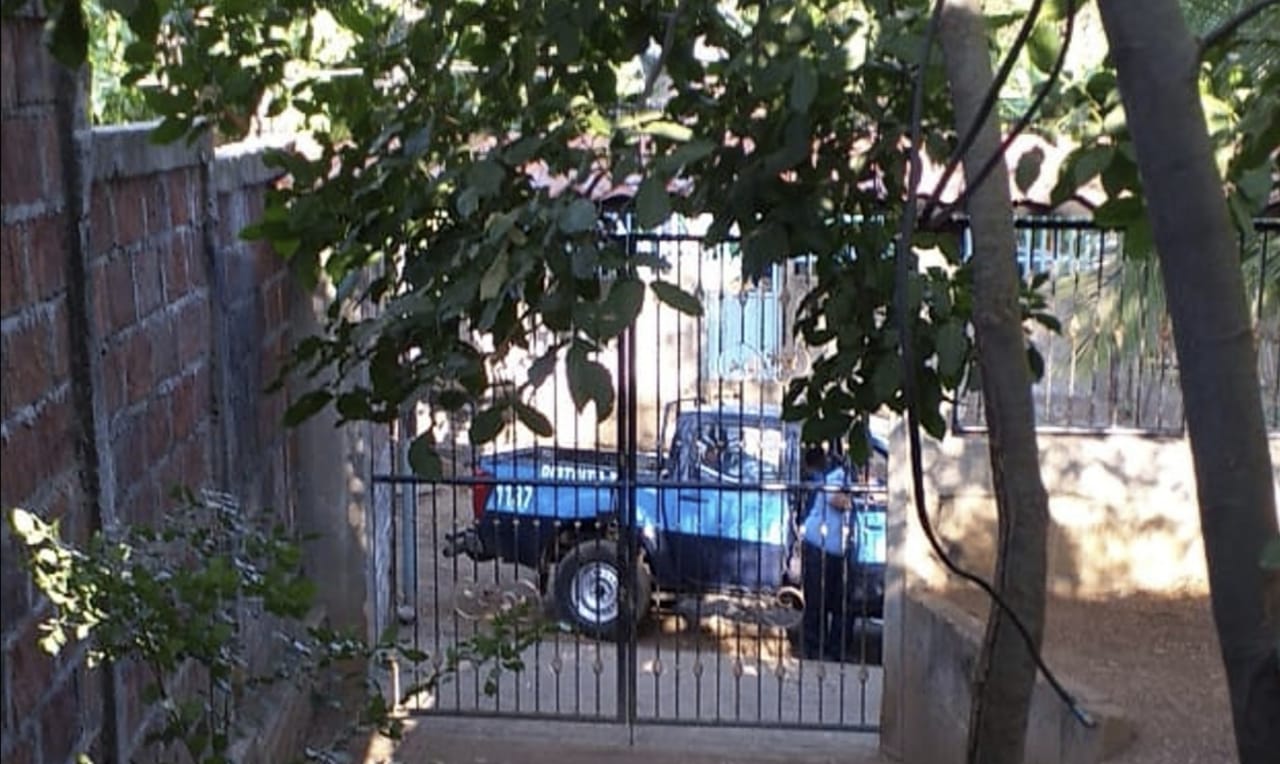Madre de exprisionero político lleva dos días bajo asedio policial. Foto: Cortesía