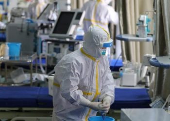 Coronavirus obliga a decenas de países a cerrar sus fronteras y a otros a declarar cuarentena
