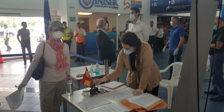 Gobierno de Alemania anuncia segundo vuelo de repatriación para que sus ciudadanos abandonen Nicaragua por COVID-19. Foto: Cortesía/ Embajada de España