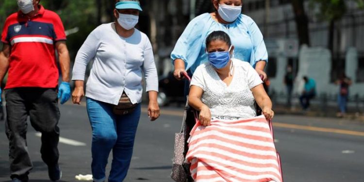 UE alerta por despido de médicos en Nicaragua y revela que el país posee la tasa más alta de letalidad por COVID-19. Foto: Cortesía/ilustrativa