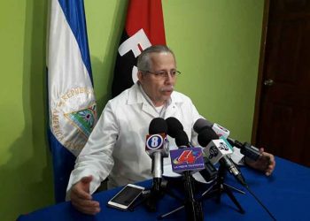 Minsa desaparece casos positivos del conteo de pacientes con COVID-19 sin explicación. En la Foto, el secretario general del Minsa, Carlos Sáenz.