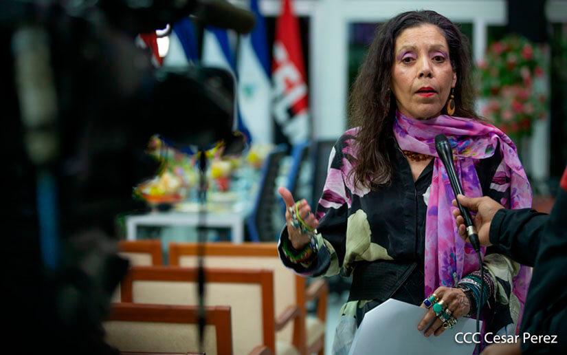Rosario Murillo anuncia que el régimen presentará un «gran libro blanco» sobre el manejo de la pandemia del COVID-19. Foto: Medios Oficialistas