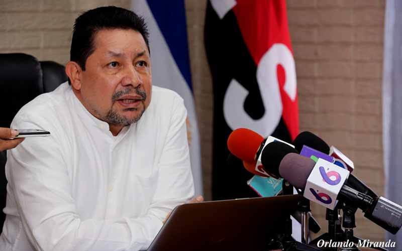 El asesor presidencial para la Educación, Salvador Vanegas. Foto: Medios Oficialistas