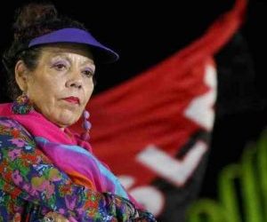 Rosario Murillo lanza a su ministra de Salud para que se queje por las sanciones impuestas contra su régimen