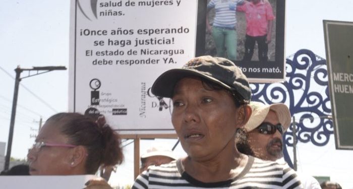 Elea Valle, la mujer que perdió a su familia en el 2017 a manos del Ejército, sigue siendo acosada por la dictadura. Foto: Cortesía