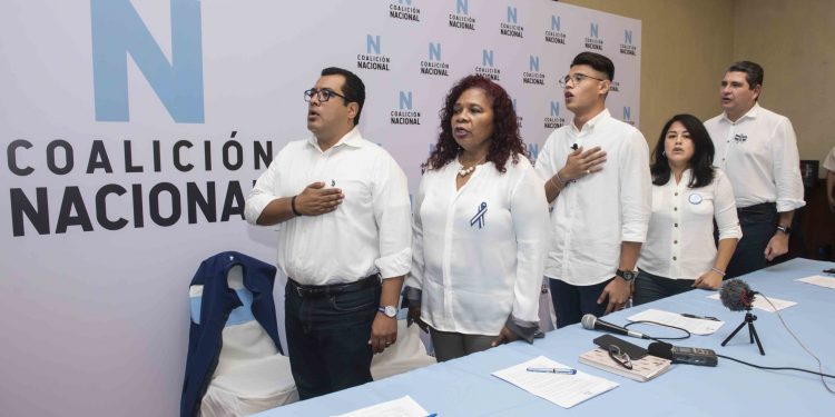 Coalición Nacional denuncia campaña de desprestigio para «socavar los avances de la unidad y provocar la ruptura». Foto: Oscar Navarrete/ LA PRENSA.
