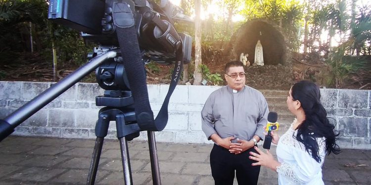 Periodista Joseling Rojas se incorporará a su trabajo luego de batallar contra el COVID-19