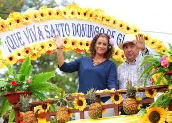 Alcaldesa orteguista se impone como «mayordoma de facto» de las fiestas de Santo Domingo de Guzmán. Foto: Tomada de Internet