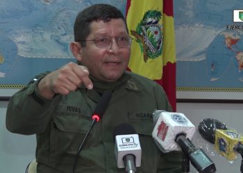 Ejército amenaza a defensores de derechos humanos que exigían saber sobre dos exiliados detenidos por militares