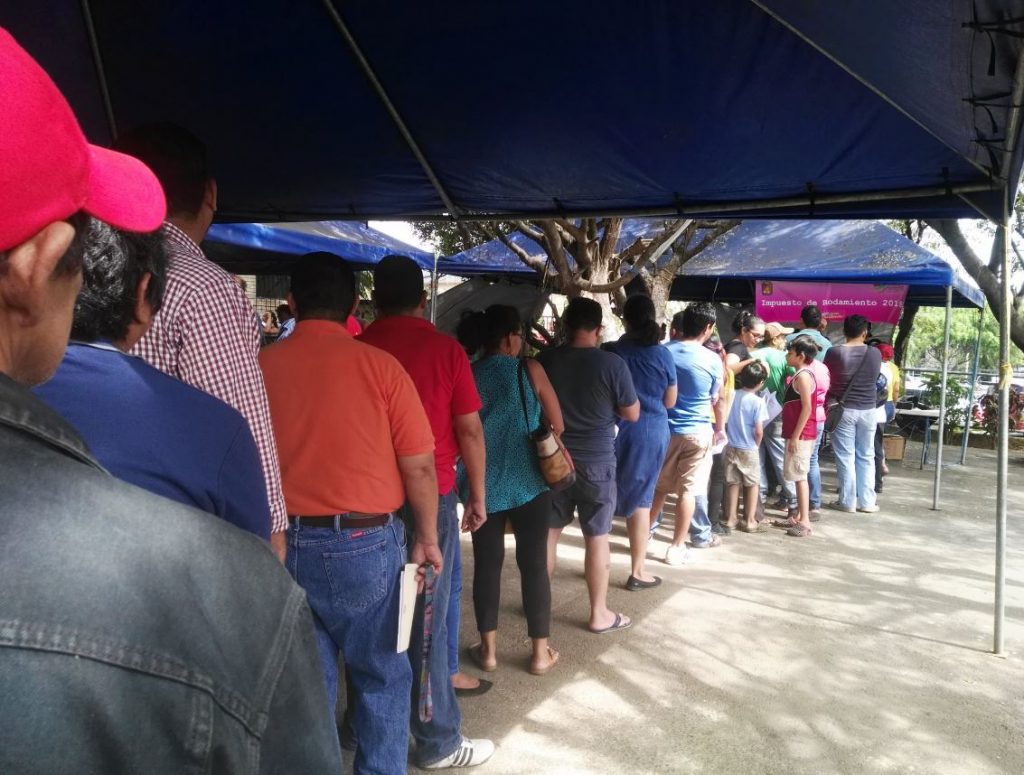Funides condena devoradora política recaudatoria del régimen