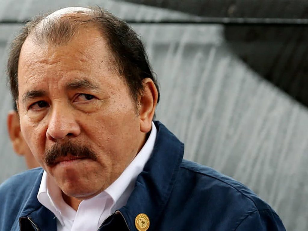 Condenan aprobación de la ley de espionaje financiero a opositores