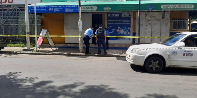 Roban por segunda vez la sucursal de Western Union en el barrio, La Fuente, Managua. Foto: Artículo 66 / Cortesía