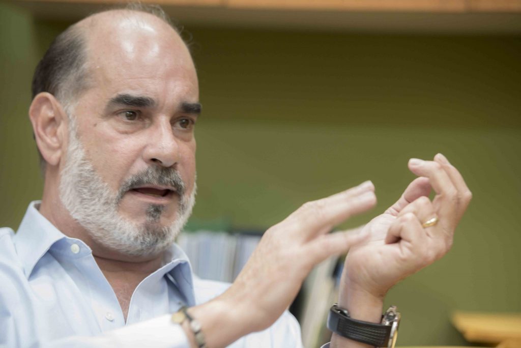 Michael Healy no descarta diálogo con el régimen, pero hasta que cese la represión