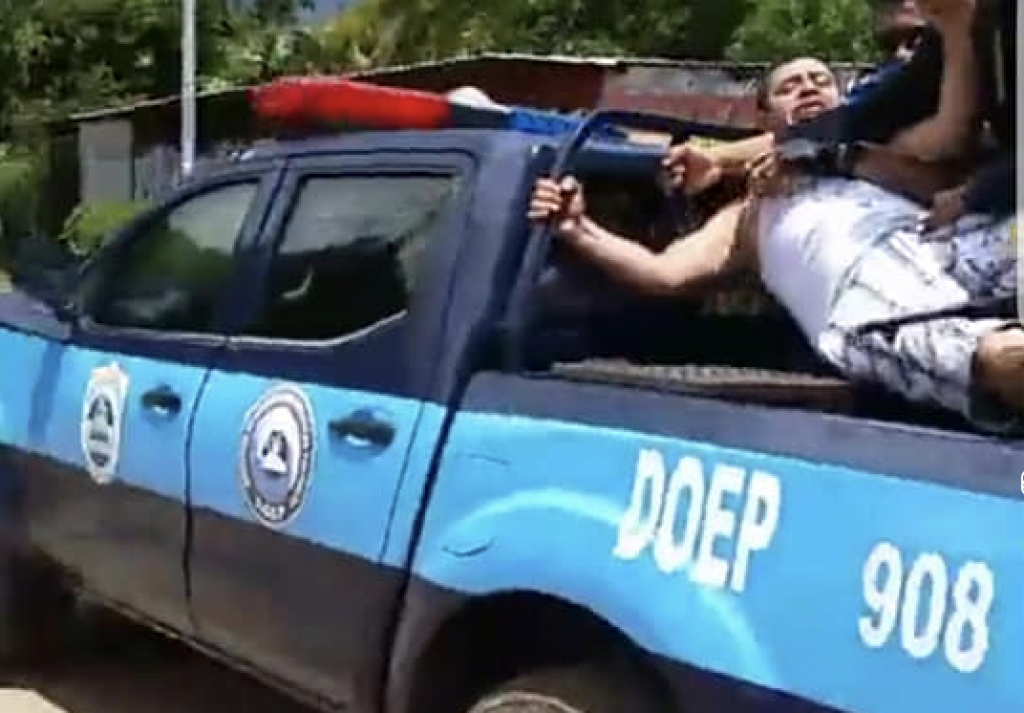 Opositor Lenin Salablanca nuevamente secuestrado y golpeado por la Policía del régimen. Foto: Cortesía.